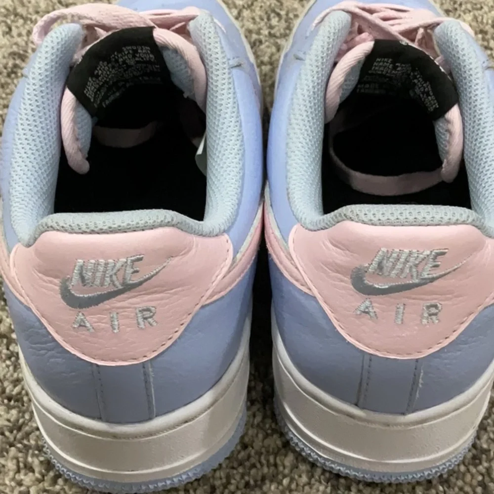 Barely used Nike custom Air force 1 - Picture 2 of 4